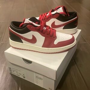 Air Jordan 1 Low Sneakers